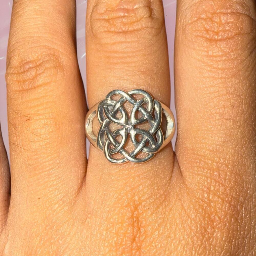 Vintage Boho Festival Lucky Knot 925 Sterling Silver Ring Size 7